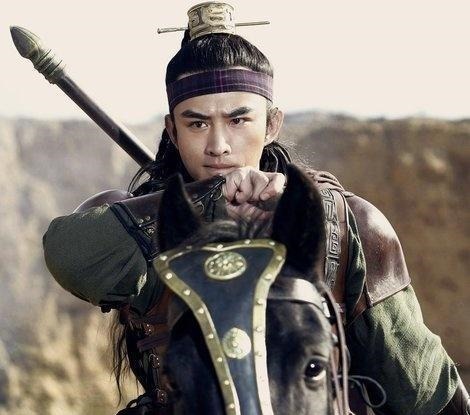 林冲$水浒传六大骠骑高手,林冲只排第3,排行第1的当之无愧!