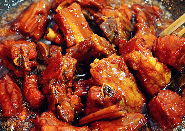 隔三差五给孩子做的滋补菜，色泽艳丽，营养爽口，吃着香身体棒