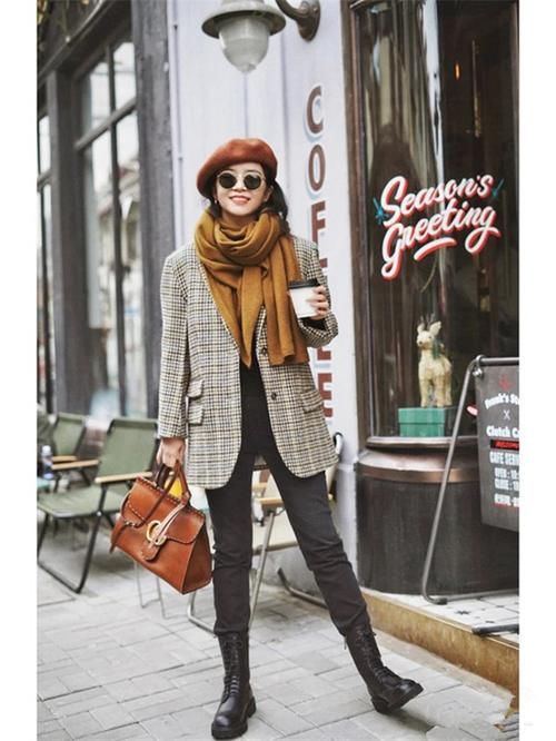 穿西装、学三木，这对“神仙母女”的春日穿搭，每一套都精致优雅