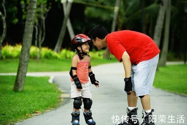 父母|父母常给孩子灌输这些思想,将来不仅容易没出息,还会过得很窝囊