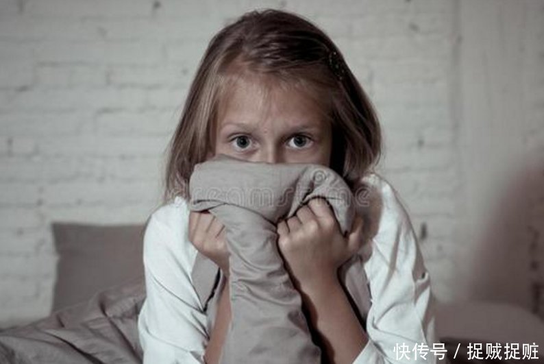 小丽|妈妈，什么是鬼？2位妈妈的不同回答，让孩子走向不同的人生