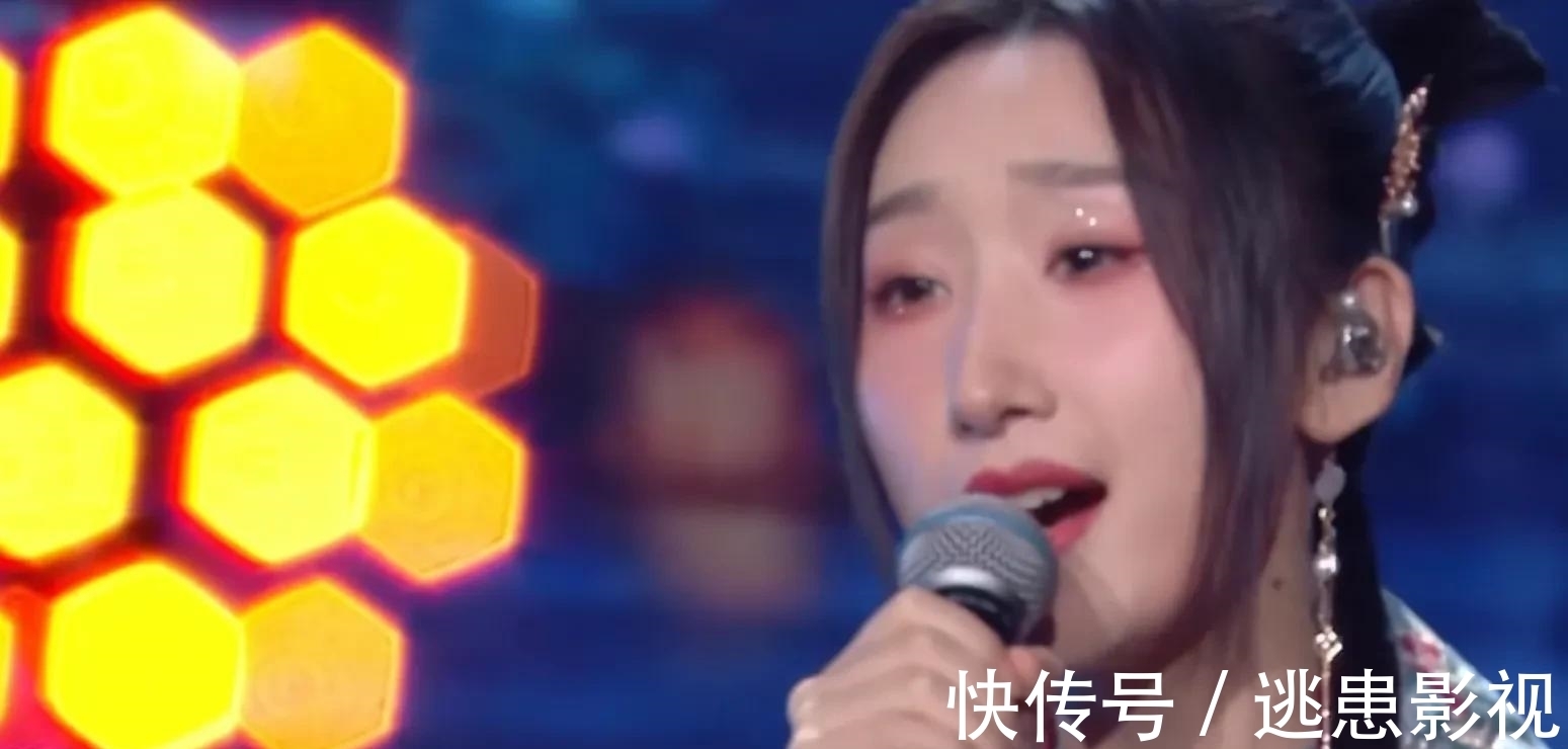 一场音乐盛典8位明星遭遇尴尬,暴露娱乐圈三大真实现状