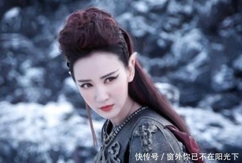 |僵尸搞笑生存狂虐的梯子僵尸,疯狂冲击植物阵地