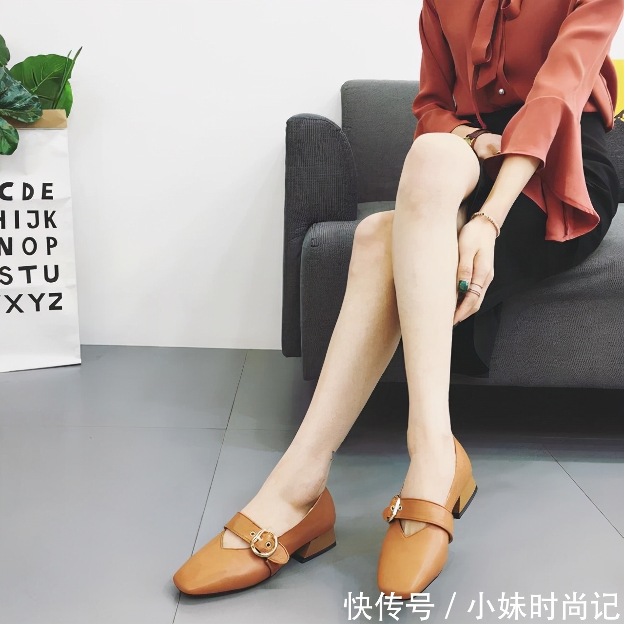 一字扣 今年大火的猫跟鞋,穿出自信女神范,无视场合惊艳四座