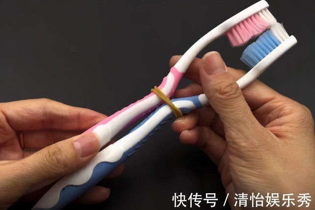 杯子|今天才知道,把2个旧牙刷绑在一起,作用真厉害,学会受用一生