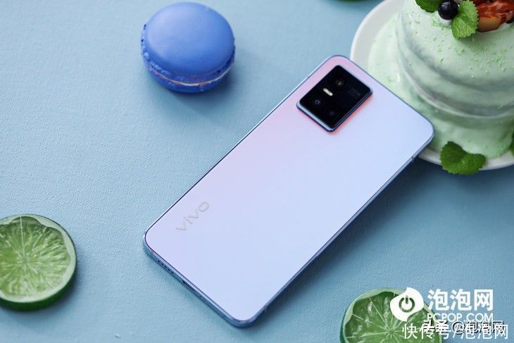 美颜|vivo S10 Pro评测：自然柔光人像自拍有啥不同？