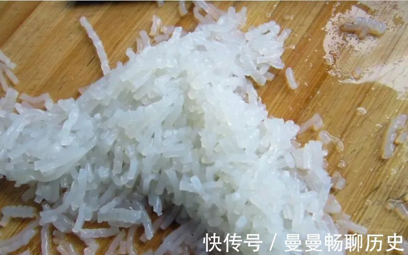 调饺子馅,一定要放入这3样东西,鲜香多汁没腥味!