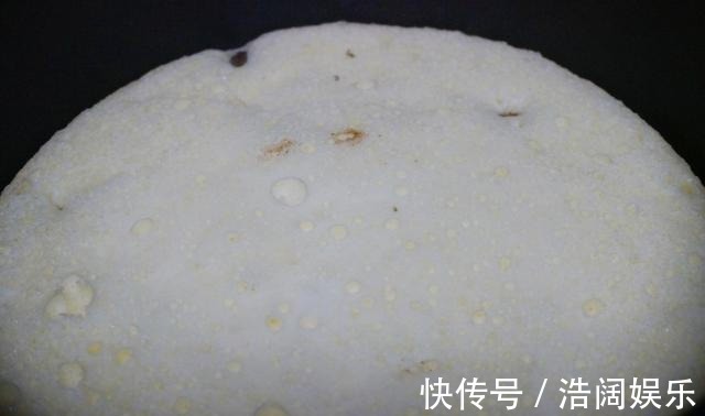 最简单的蛋糕做法,不用烤箱就能做,蓬松好吃不上火,一学就会