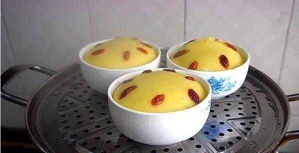 一滴水|玉米面最好吃的做法，不加一滴水，香甜可口，大人小孩儿抢着吃