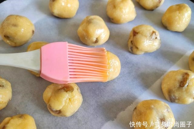 甜品|烘焙新手必备,一次就成功的甜品配方,奶味十足,香酥掉渣