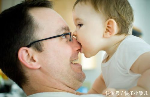 举动|“人类幼崽”多大开始长牙?这三个“讨厌”举动,说明宝宝要长牙