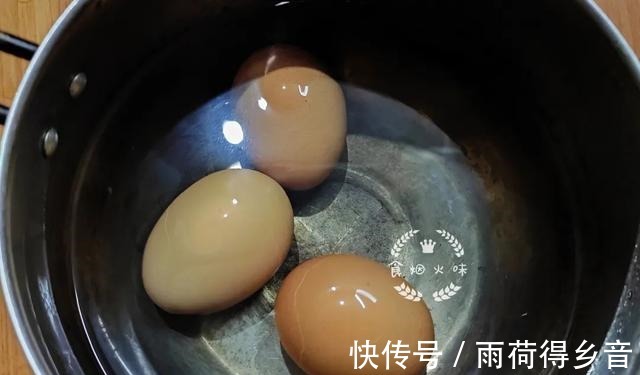 每天不知道吃什么这5道快手菜,开胃营养高,很适合小孩子吃!