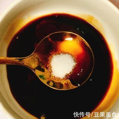 秘?好吃到爆！连汤汁都很下饭的土豆肥牛煲