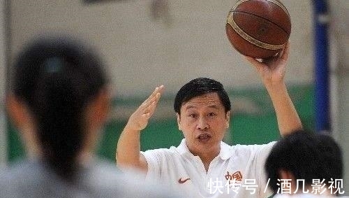梁云天|中国女篮梁天云:身高1米97,因情伤退役,嫁农村小伙被宠成宝