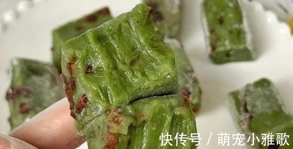 自从学会了做这个，我家没少吃，蒸熟加一物一拌，又糯又甜，好吃