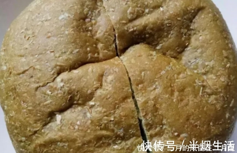 去面包店买面包,不要买这4种,老板:只有不懂的人才喜欢吃!