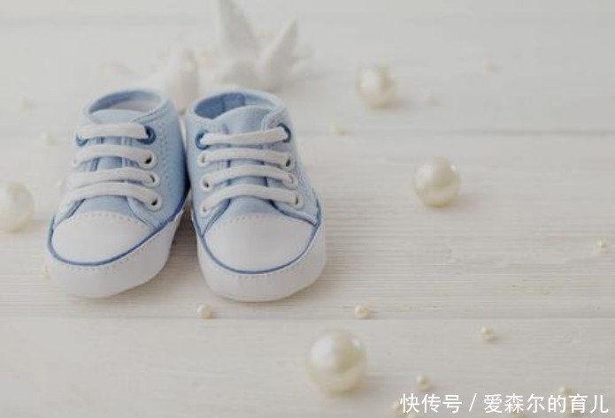 帮娃挑鞋子要选大一码?买鞋夏5冬10是