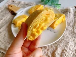 绝了！牛奶+鸡蛋一口就爆浆，这样的芝士厚蛋烧，5分钟就做好