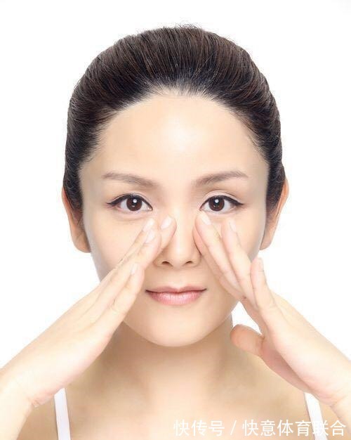 排毒养颜|女生坚持做这4个动作，五官慢慢变得精致耐看，颜值惊艳惹人羡！