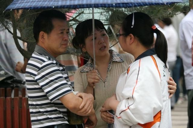 记得|还记得今年高考忘带准考证的考生吗？高考700分，被清华大学录取