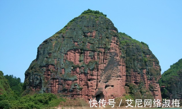 仙女岩|江西龙虎山：就在仙女岩的附近，竟还有一座金枪峰