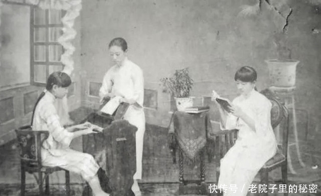 因才华横溢的继女而臭名昭著的继母,晚年笑言无愧于心