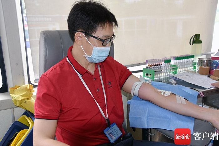 通讯员|三亚市妇幼保健院医护人员无偿献血11500毫升