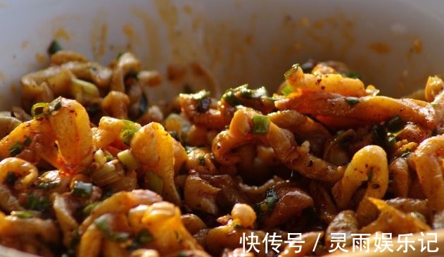 补钙|1种“粗粮”正在挖空你的骨骼,医生:不想骨质疏松上门,趁早扔