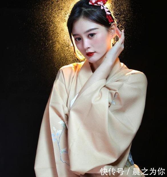 普拉提运动|170cm海航“校花”，坚持健身，收获迷人凹凸好身材