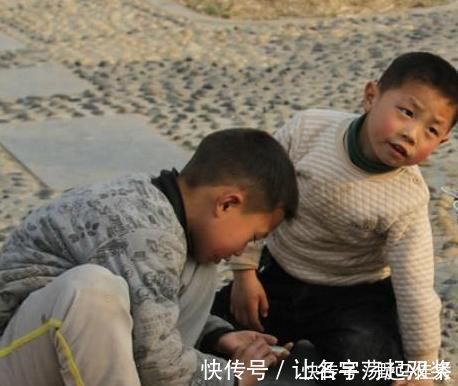 粗纤维|2种蔬菜是孩子发育的“绊脚石”,3位专家提醒:长高慢,假期少给娃吃