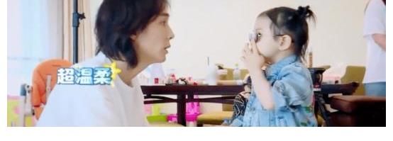 趙文卓|《哥哥》衍生節(jié)目成李承鉉專場，戚薇存在感強(qiáng)，無效營業(yè)讓人逆反