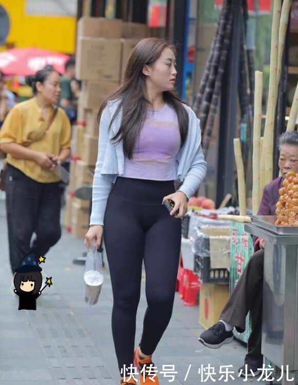 摆脱“老态”的困扰，中年女人穿搭，更有女性韵味