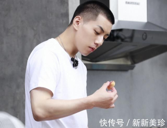 火锅店|女儿们的恋爱：金晨拒绝“话痨”男嘉宾，与第3位对象相约火锅店