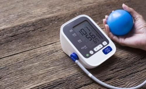 脑梗|吃降压药吃出脑梗,高血压患者服用降压药,牢记这2点