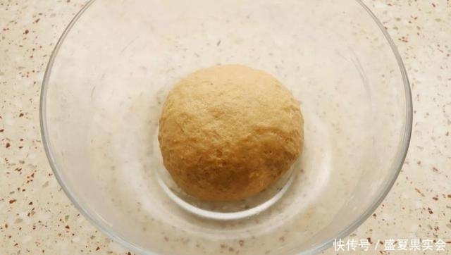 手机|看手机就可以啃得很享受的一款面包,约吗?