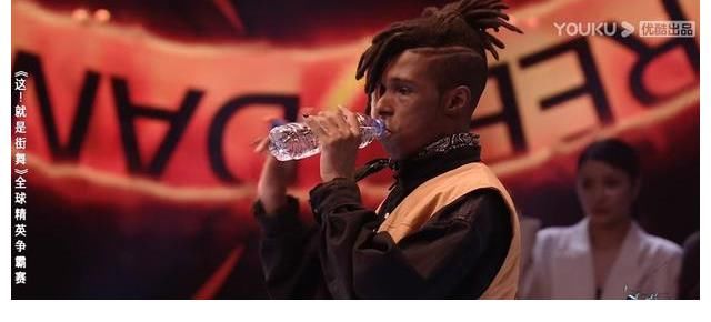 这就是街舞:比起来场上所有选手,这位才称得上是首屈一指的大神