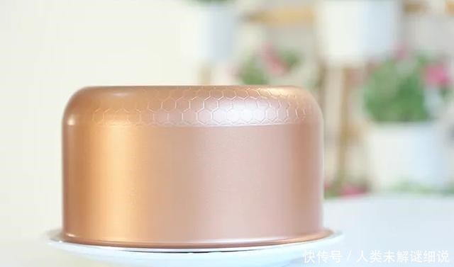 你别瞎捣鼓面粉了!照这个方子做的电饭锅蛋糕,才能称霸朋友圈