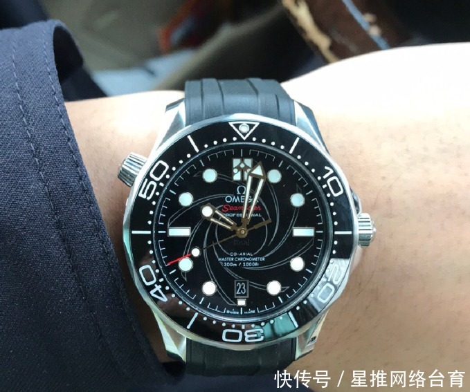 歐米茄海馬300和007女王密使手錶誰更好看?檔次更高?