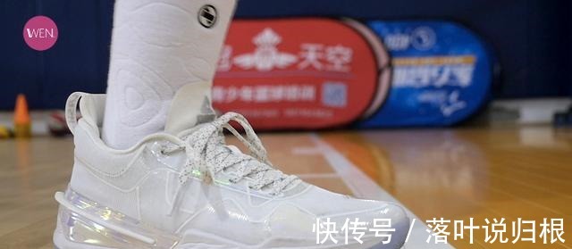 球鞋 说什么ZK5平替,我愿称闪现3为后卫鞋新标杆!