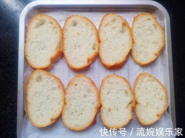 上班族的快捷早餐，简单“暴力”的蒜香芝士法棍，解馋抗饿两不误