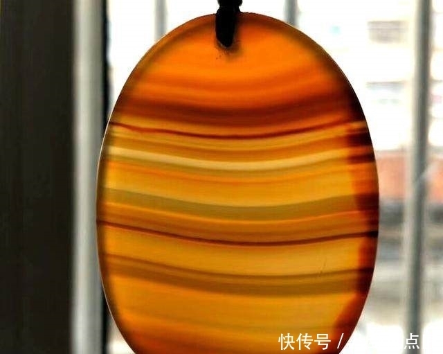 看到别人捡的石头才知道差距有多大了