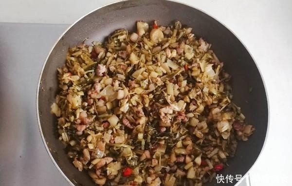想吃|这种食物是催老剂,不少女性爱吃,医生劝你再想吃也要忍住