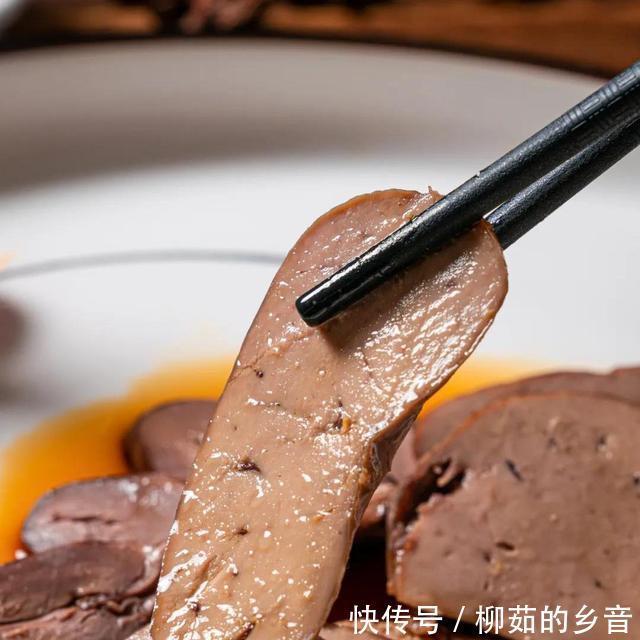 入选|17年潮汕老字号「日日香鹅肉饭店」,靠一只鹅入选非物质文化遗产