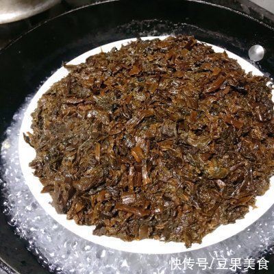 学会这道梅菜扣肉，让冬日美味加倍