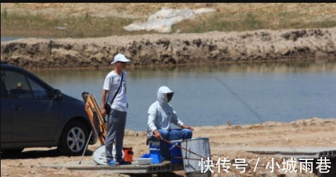 热天钓鱼开饵时用上这5招,不是跟你吹,大鱼看见就狂咬,半天就爆护!