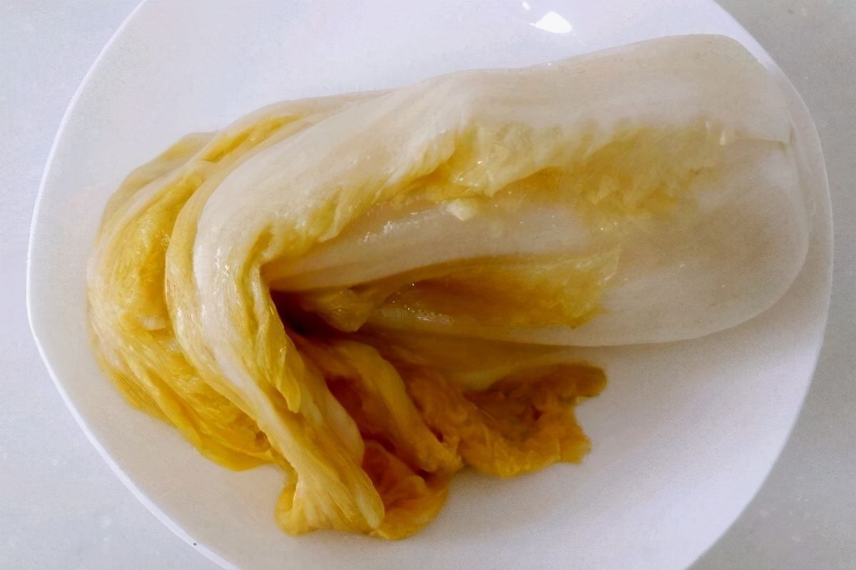 腌酸菜不要只加盐，多加这1步，腌出的酸菜特美味