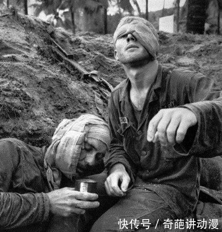 挺起|越南战争老照片：女兵面对镜头挺起胸膛，最后一张让人心疼！