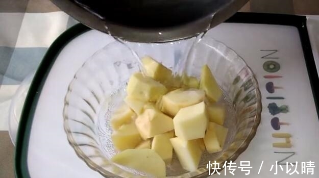 茄子|一道非常好吃又下饭的素菜，鲜香美味多汁，家常菜必备之一