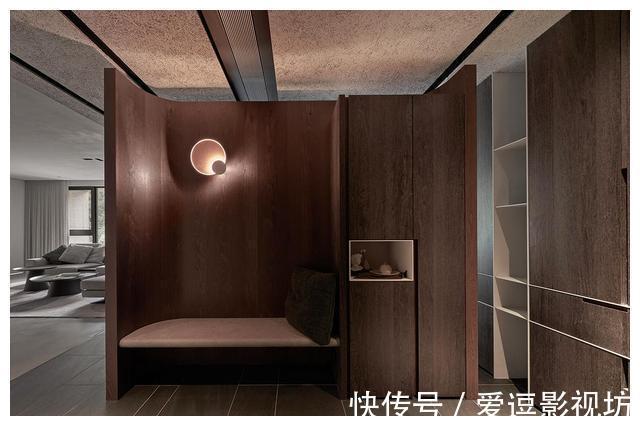 装修设计|“去客厅化”的另一种设计，把客厅旋转45°后，简直不要太爽