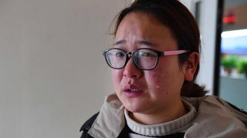 抚养|“我是姐姐,不是妈”女儿拒绝抚养弟弟,被父母告上法院